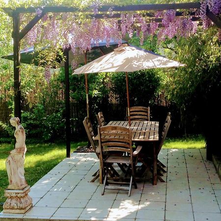 A L'Oree Du Parc Bed & Breakfast Besancon Exterior photo